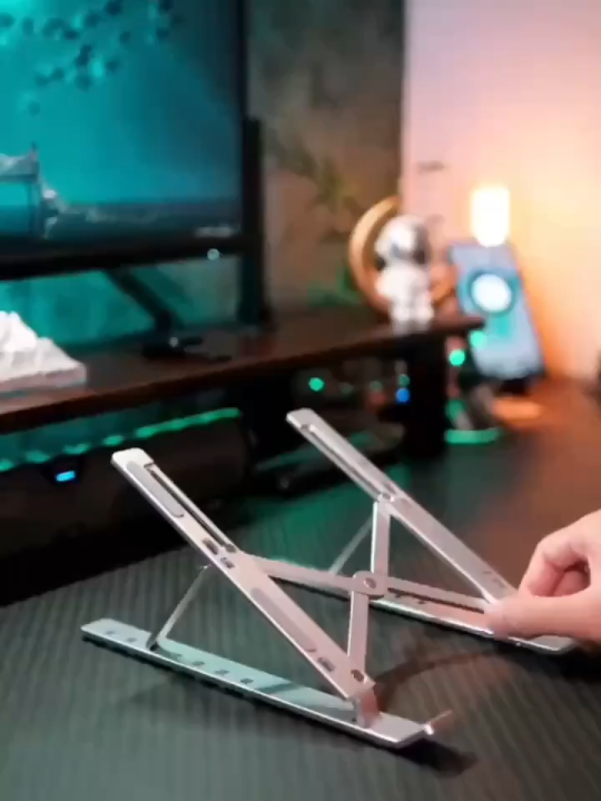 Loom Elevate™  Premium Adjustable Aluminum Laptop Stand